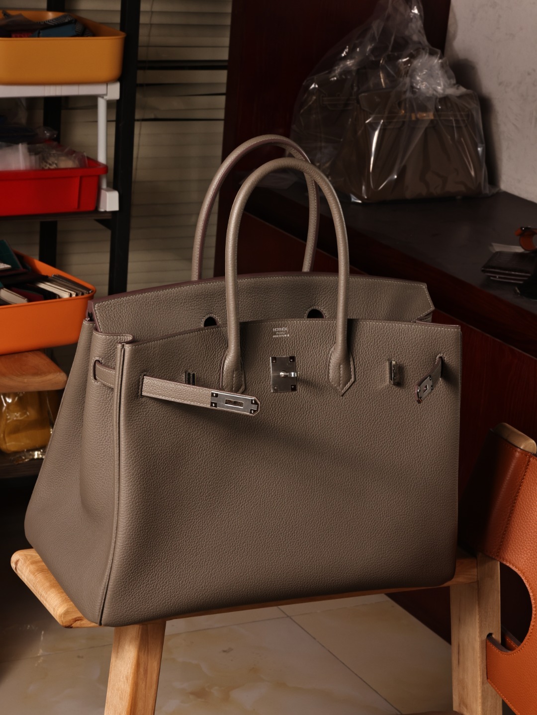Birkin/Birkin-40cm-Togo-Etain-Grey-SHW-2/img_004